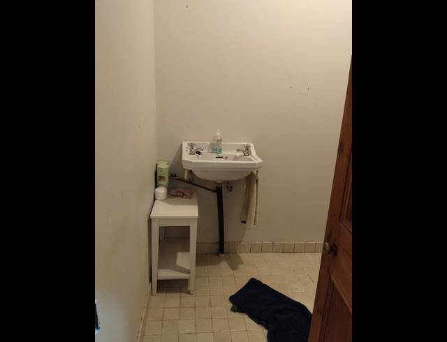 3 BEDROOM FREEHOLD FOR SALE IN WEENEN